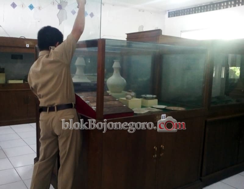 Rawan Rusak, Disbudpar Gandeng BPSMP Sangiran Rawat Benda Museum